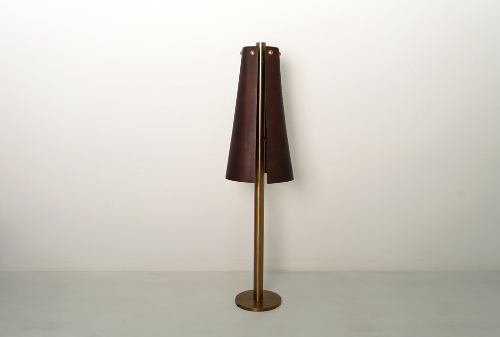 Juthoor Floor lamp