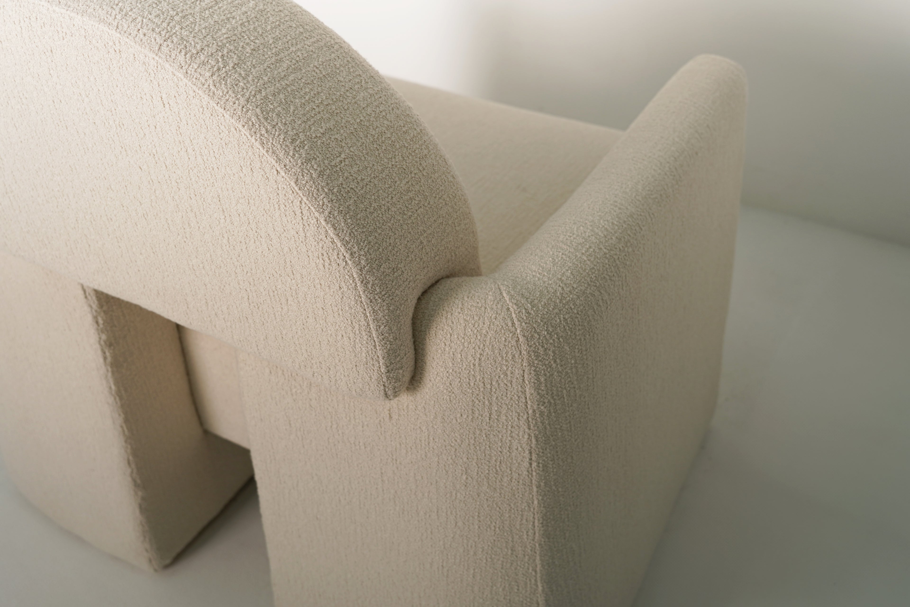 Juthoor Armchair
